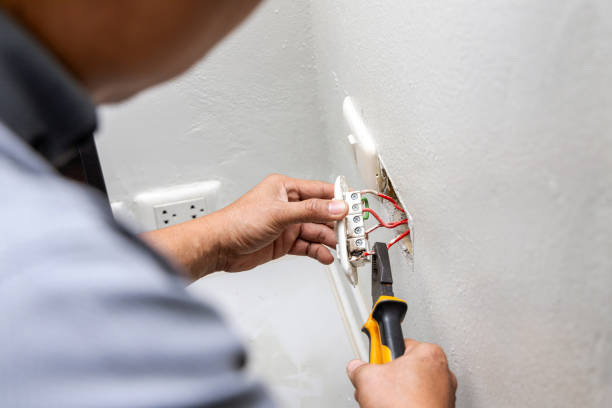 Best Licensed Electrician  in Macdonnell Heights, NY
